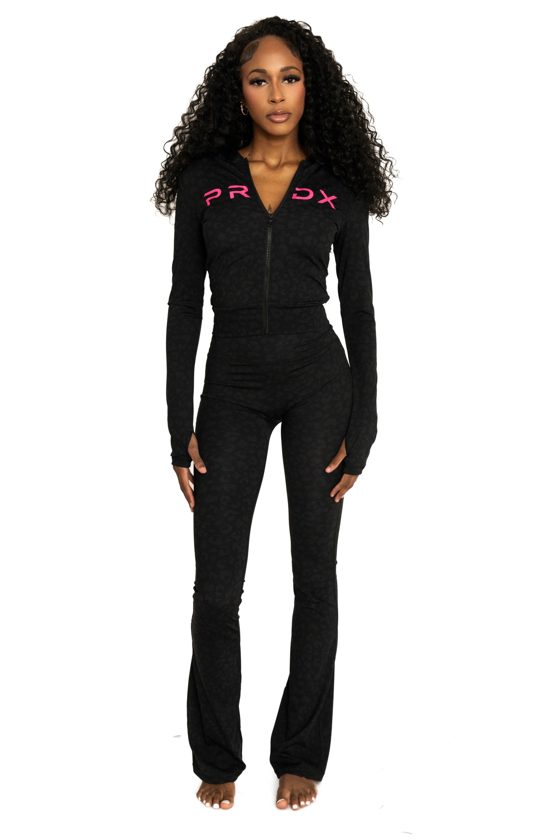 FORM LEGGING IN ‘CATTY’